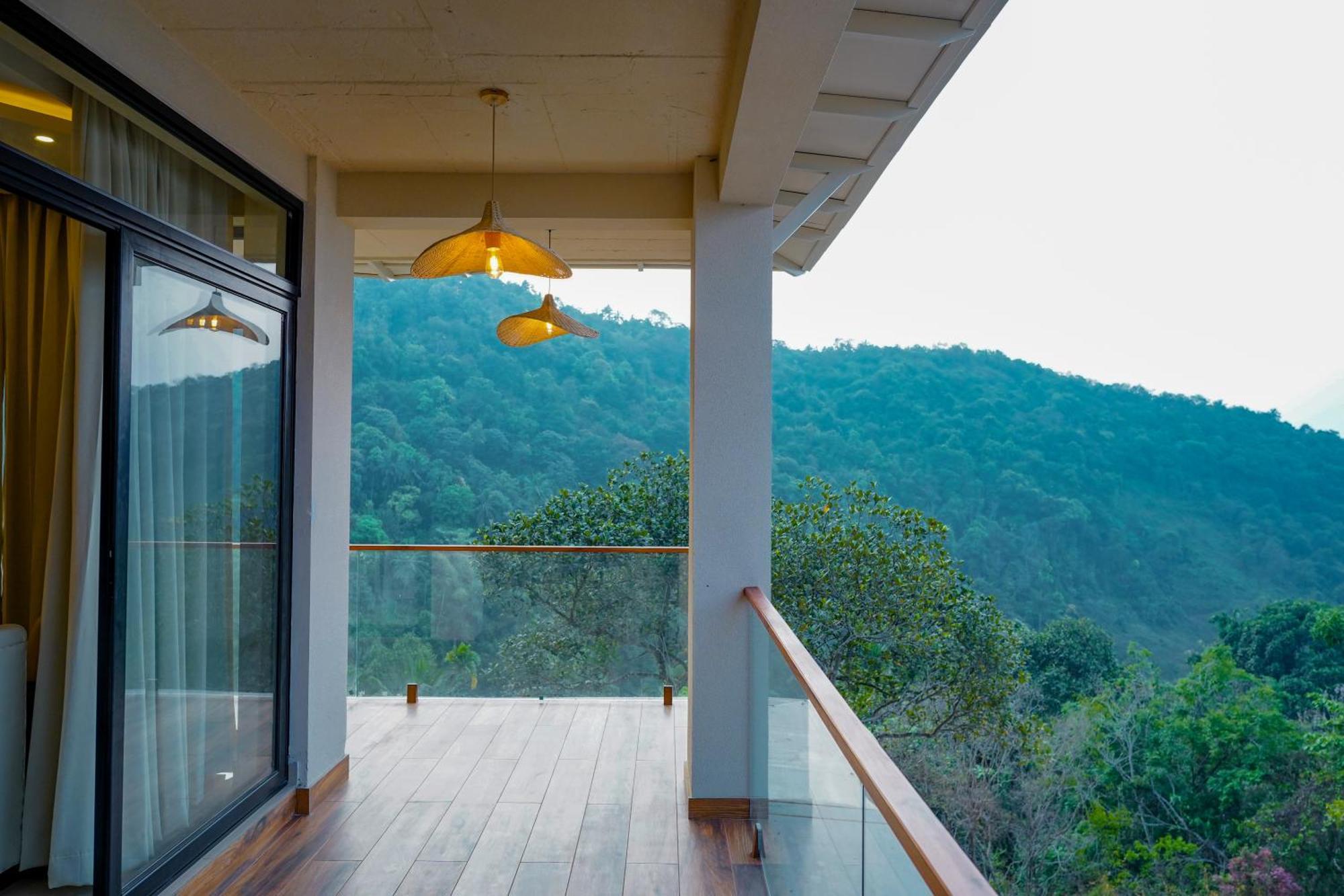 Mount Stratus Resort Vayalada Balussery Zewnętrze zdjęcie