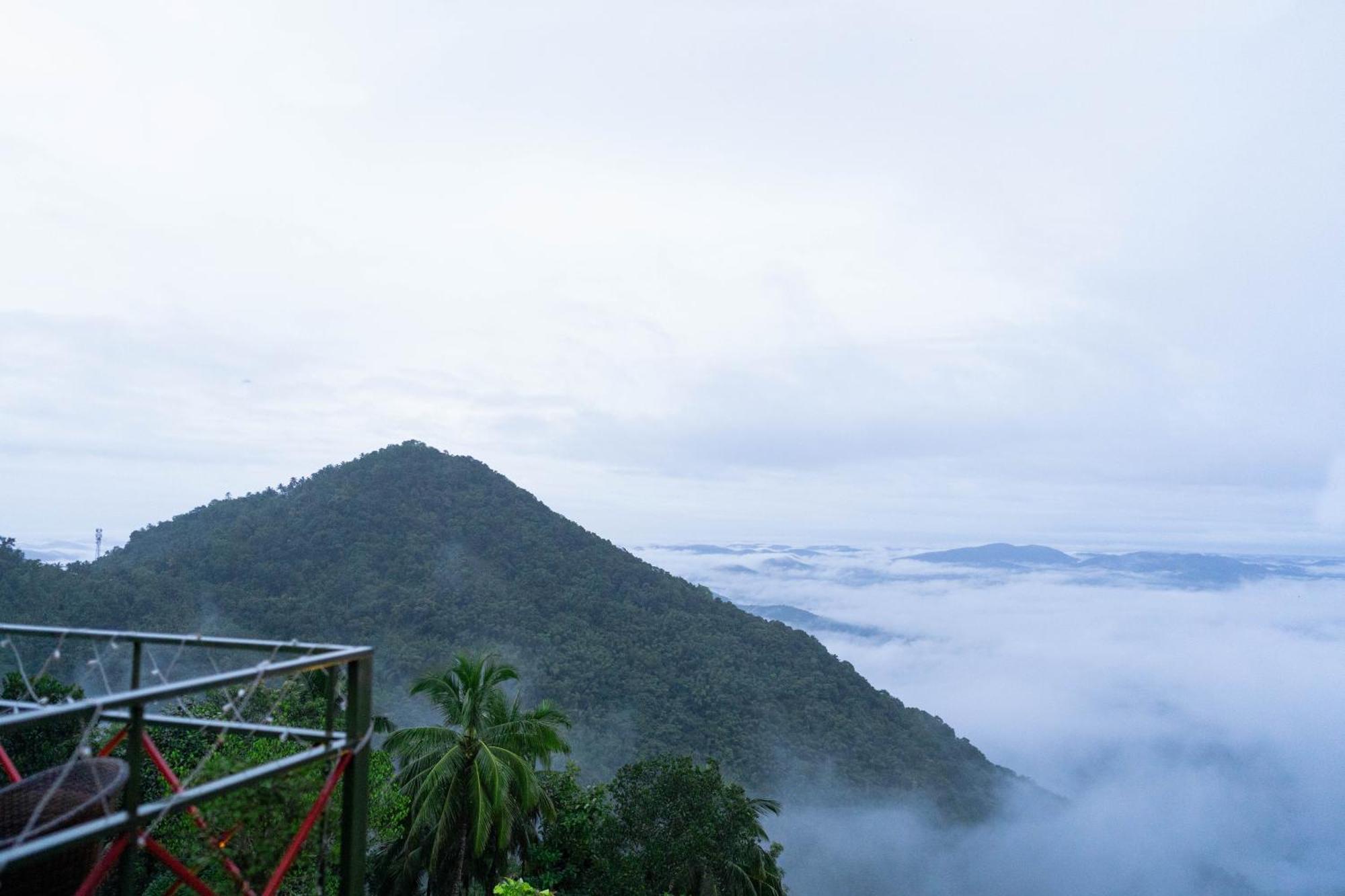 Mount Stratus Resort Vayalada Balussery Zewnętrze zdjęcie