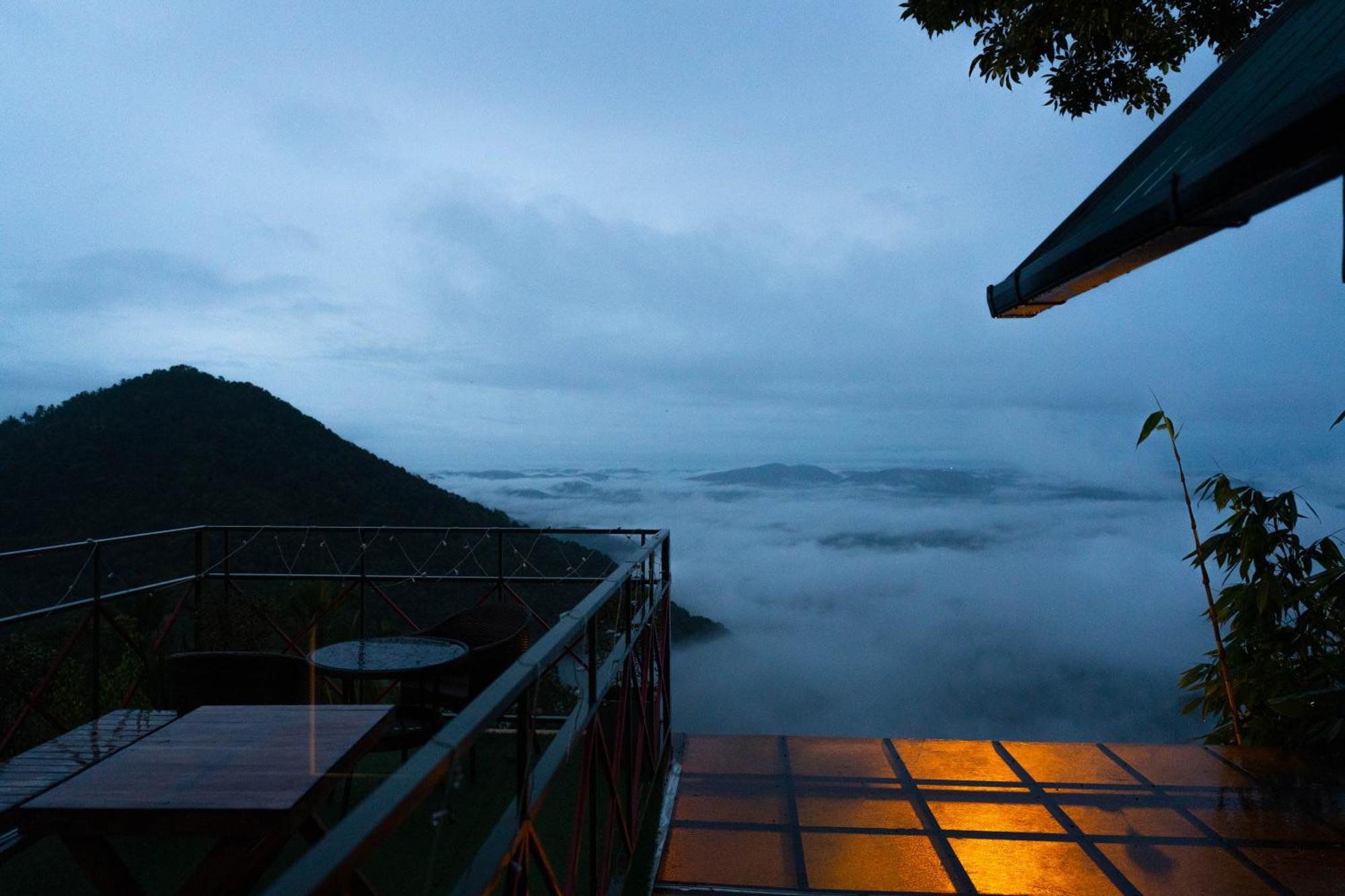 Mount Stratus Resort Vayalada Balussery Zewnętrze zdjęcie
