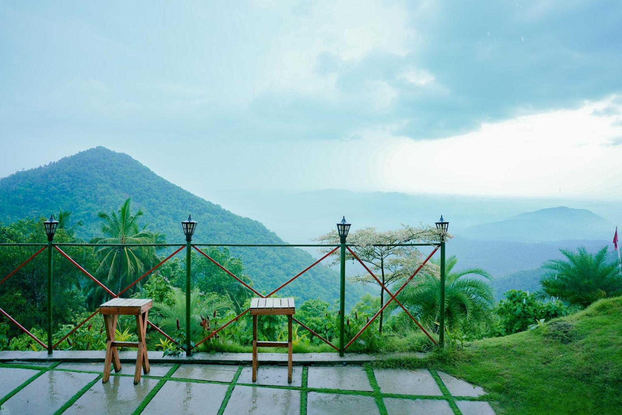 Mount Stratus Resort Vayalada Balussery Zewnętrze zdjęcie